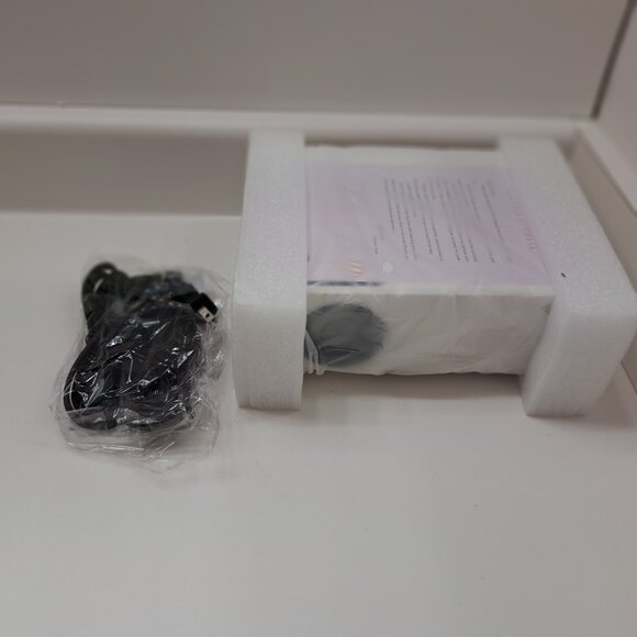 Smart LCD Projector Q351 low-cost smart projector built around Android 9.0 - Picture 3 of 7